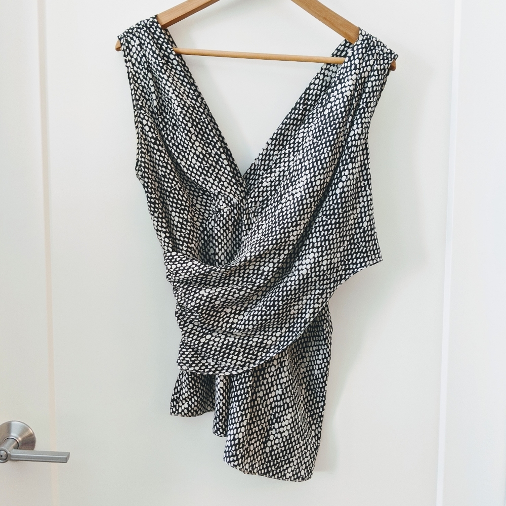 🌟2 for $35🌟Anthropologie Poleci Asymmetrical Top